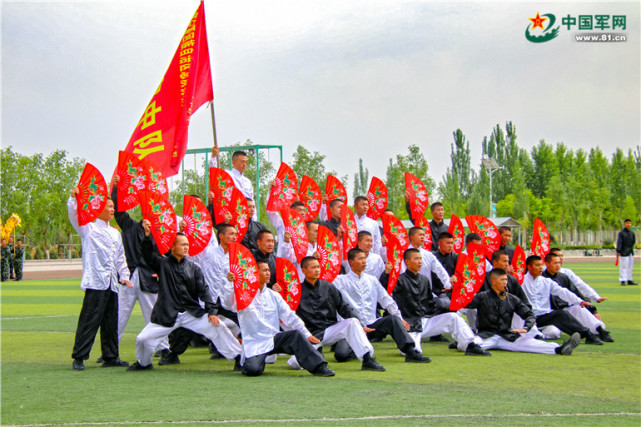 关于速度与激情!运动员们在场上展现出色技艺的信息 关于速度与激情!运动员们在场上展现出色技艺的信息