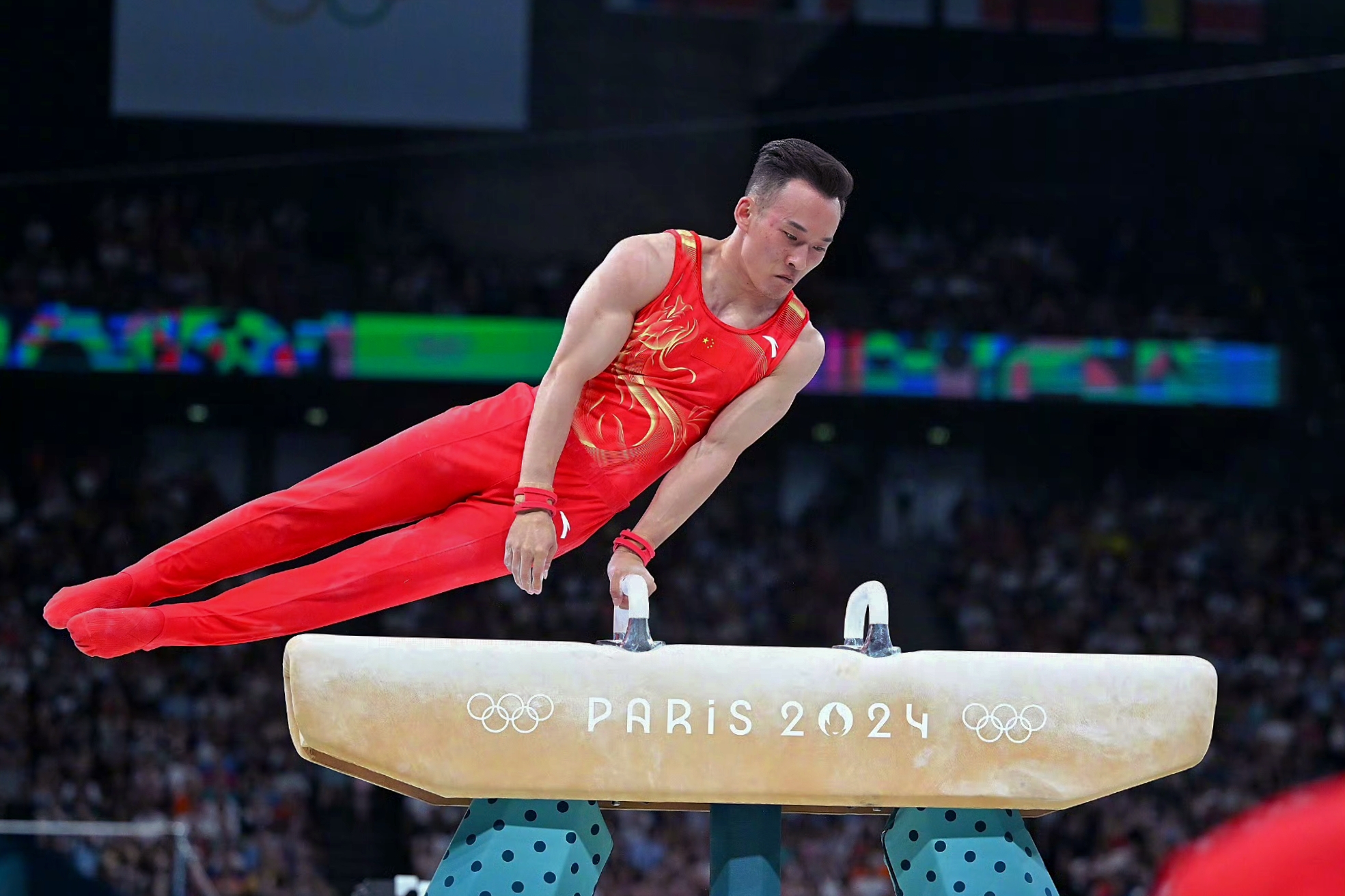 包含体育领域的实力明星:运动员精彩表演令人震撼的词条 包含体育领域的实力明星:运动员精彩表演令人震撼的词条