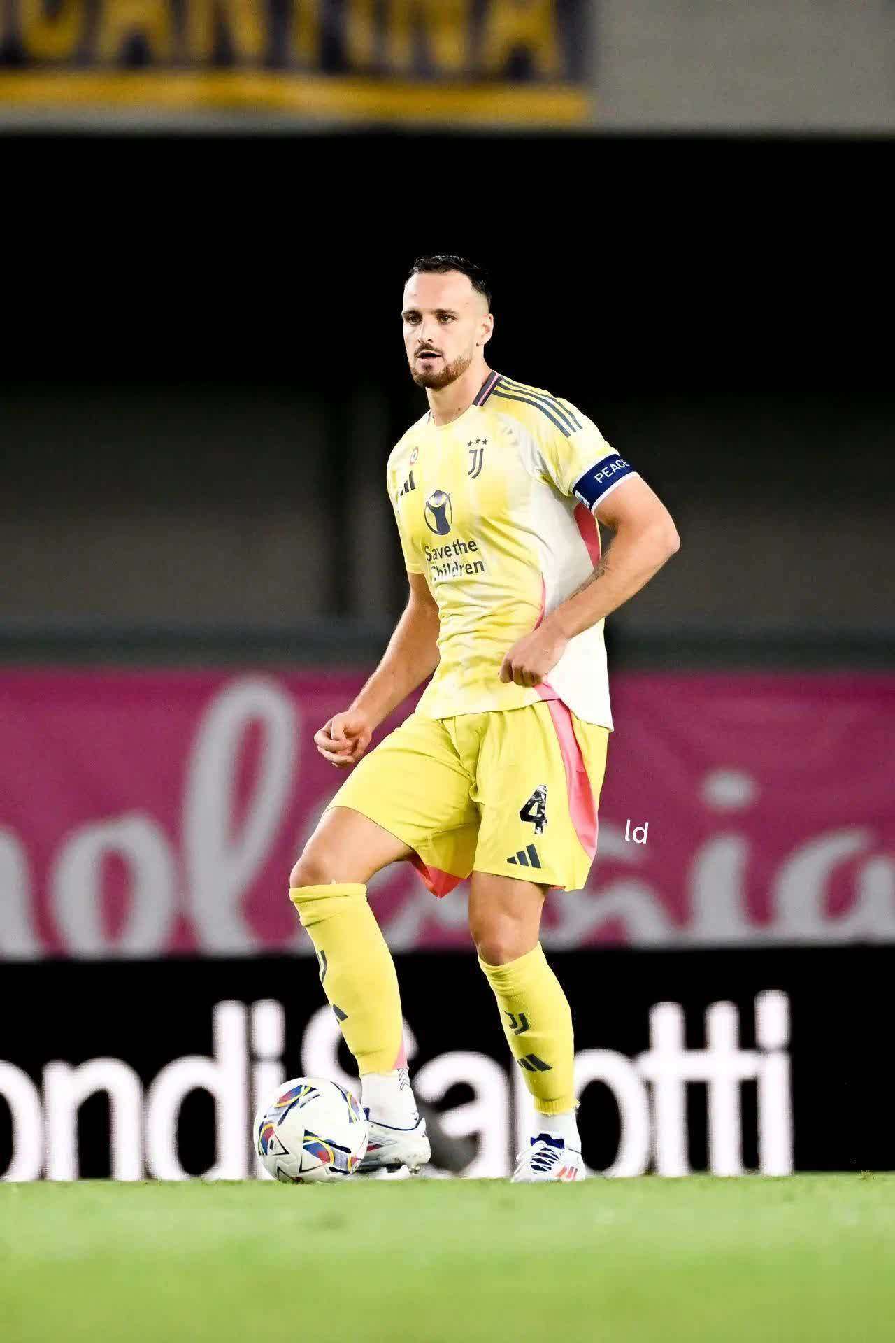 尤文图斯:主帅透露备战方案 尤文图斯:主帅透露备战方案